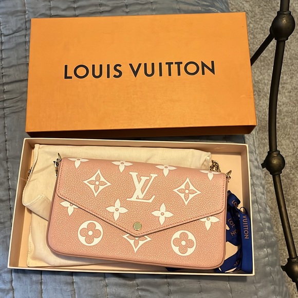 Louis Vuitton Félicie Pochette - Picture 3 of 14